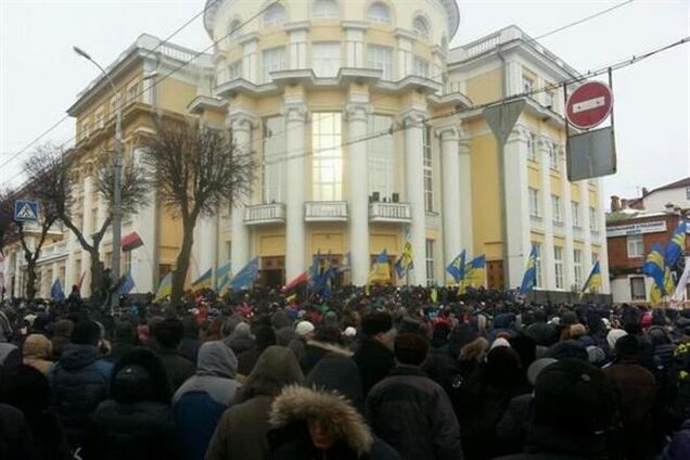 В Виннице захватили здание облрады