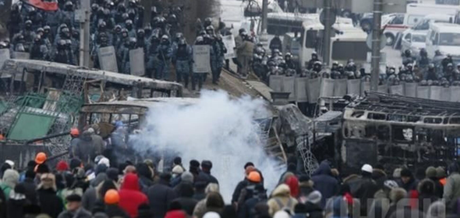 На Грушевского сохраняется перемирие, протестующие ждут реакции оппозиции 