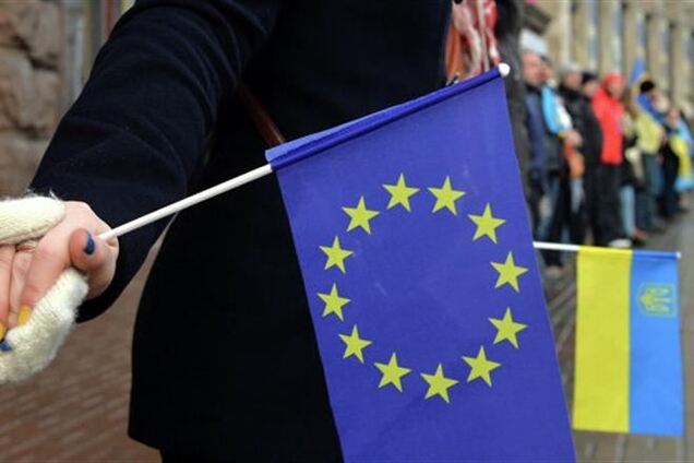 В АП готов закон, который заблокирует помощь Майдану от бизнеса - СМИ