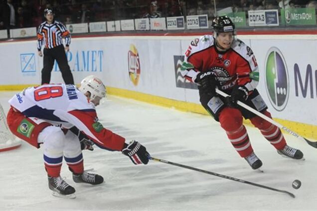 'Донбасс' уверенно победил 'Локомотив'