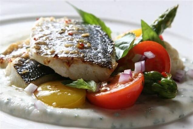 Трехдневная рыбная диета спасет от морщин