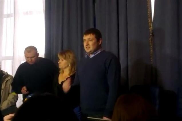 СМИ: уволившийся из-за событий в стране судья оказался аферистом