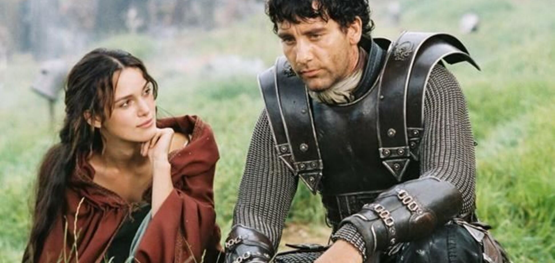 Гай Ричи может снять шесть фильмов о короле Артуре