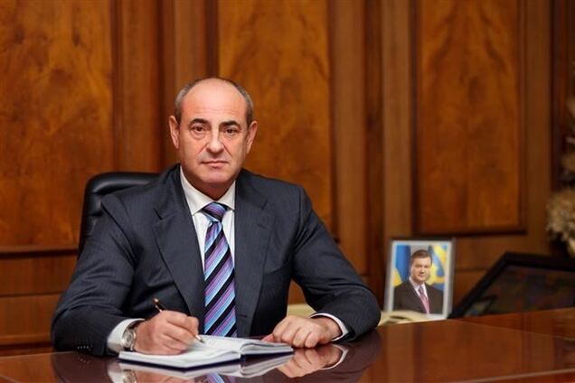 Глава Ивано-Франковской области руководит регионом по телефону