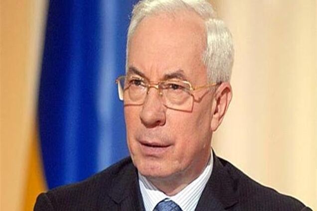 Азаров після відставки впритул займеться Партією регіонів