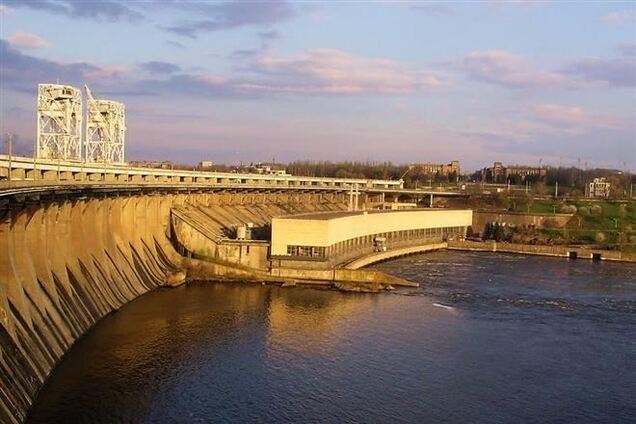 Аноним, 'заминировавший' ДнепроГЭС, требовал, чтобы милиция освободила здание ОГА