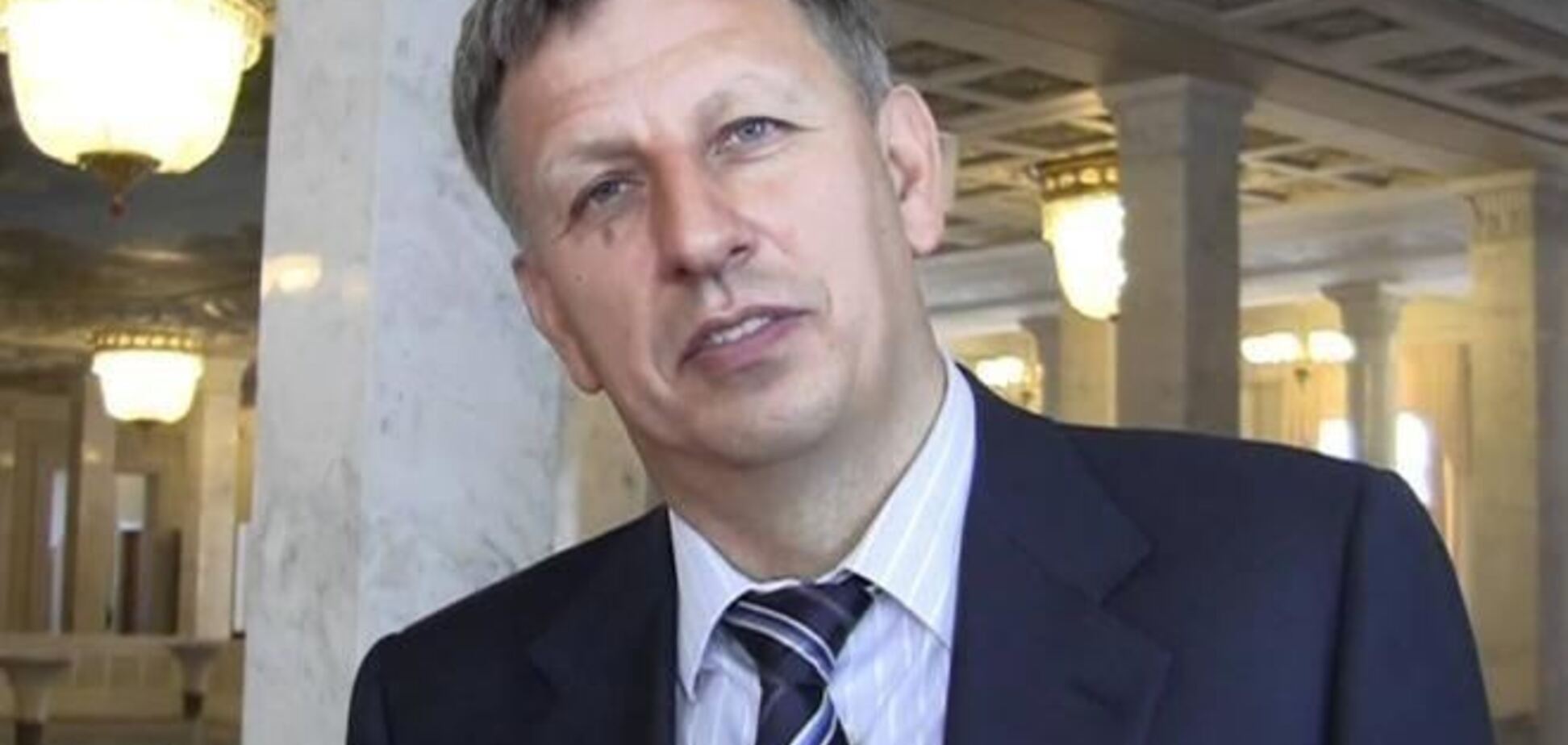  Макеєнко подав заяву про складання депутатських повноважень