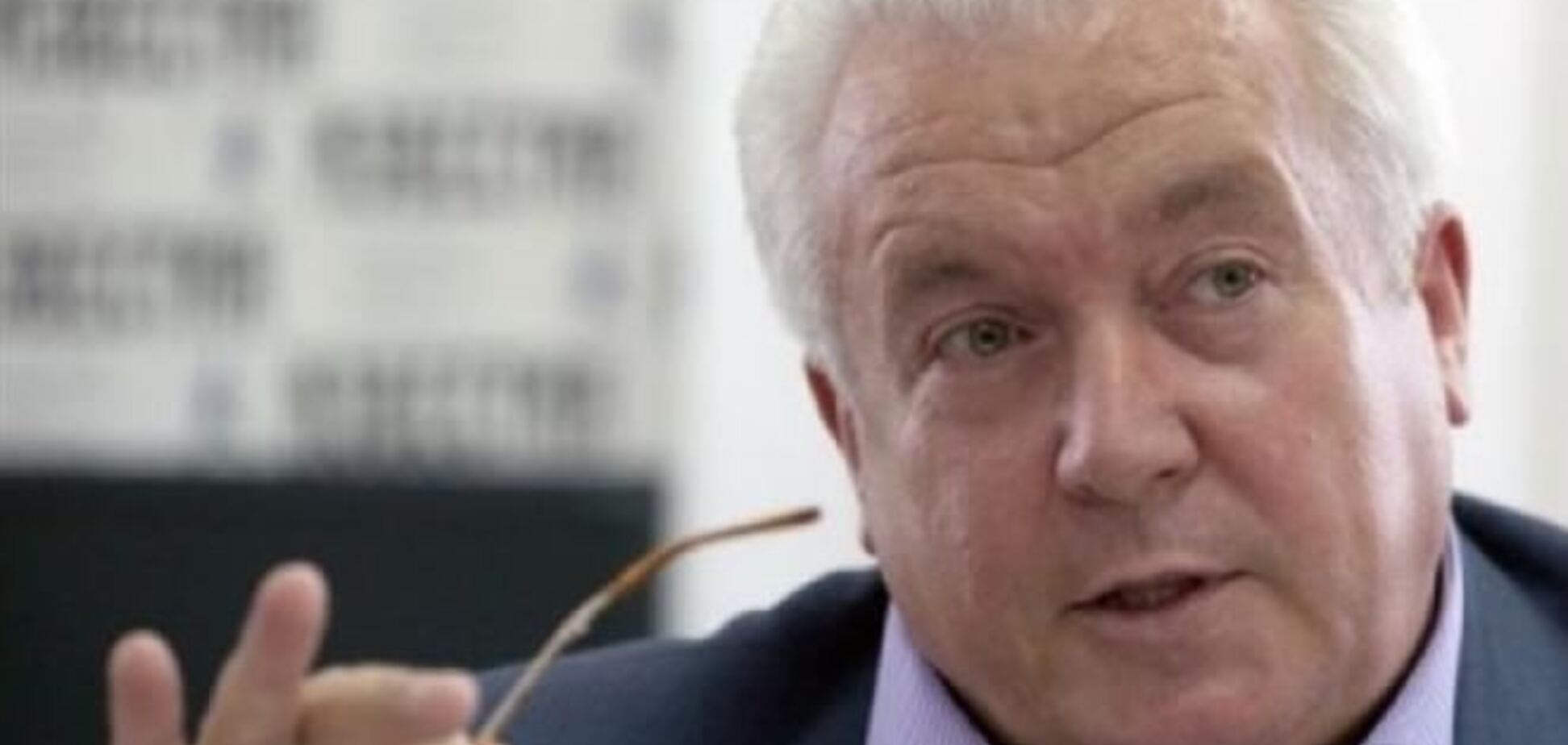 Олійник здивований відставкою Азарова