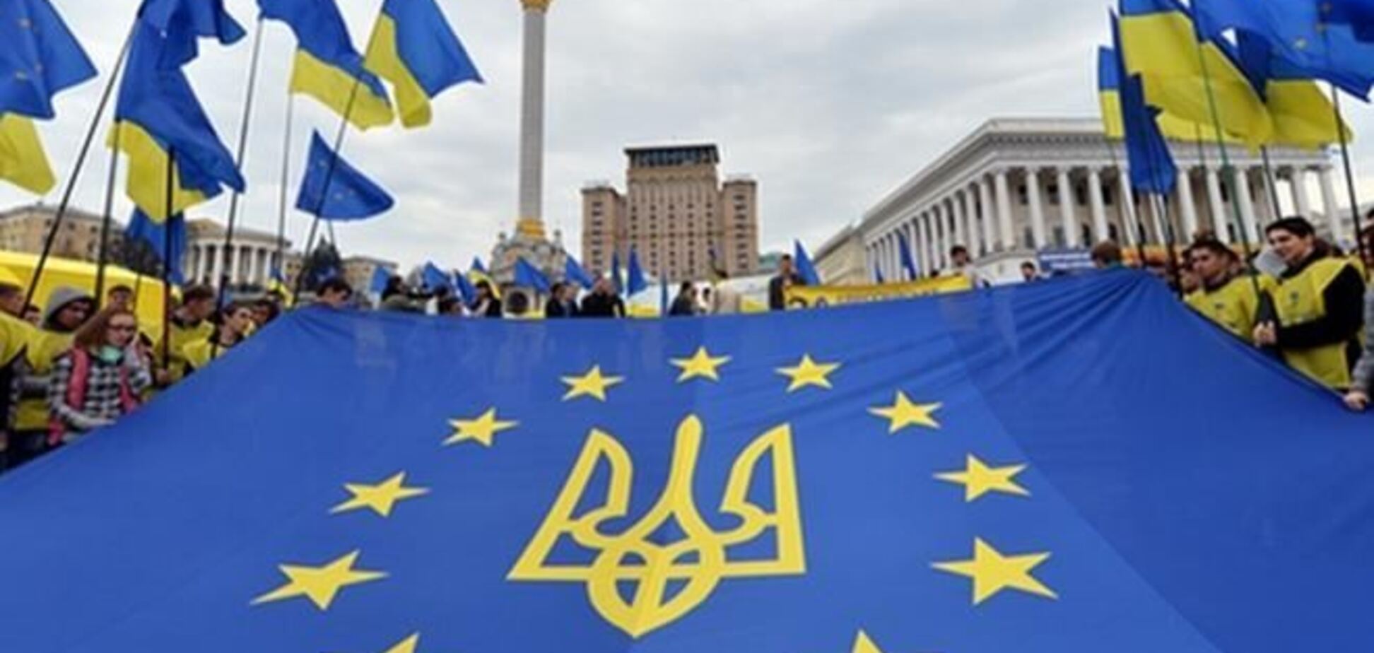 Британский премьер призвал Украину вернуться к евроинтеграции