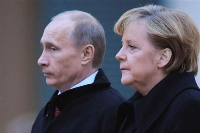 Меркель і Путін обговорили ситуацію в Україні