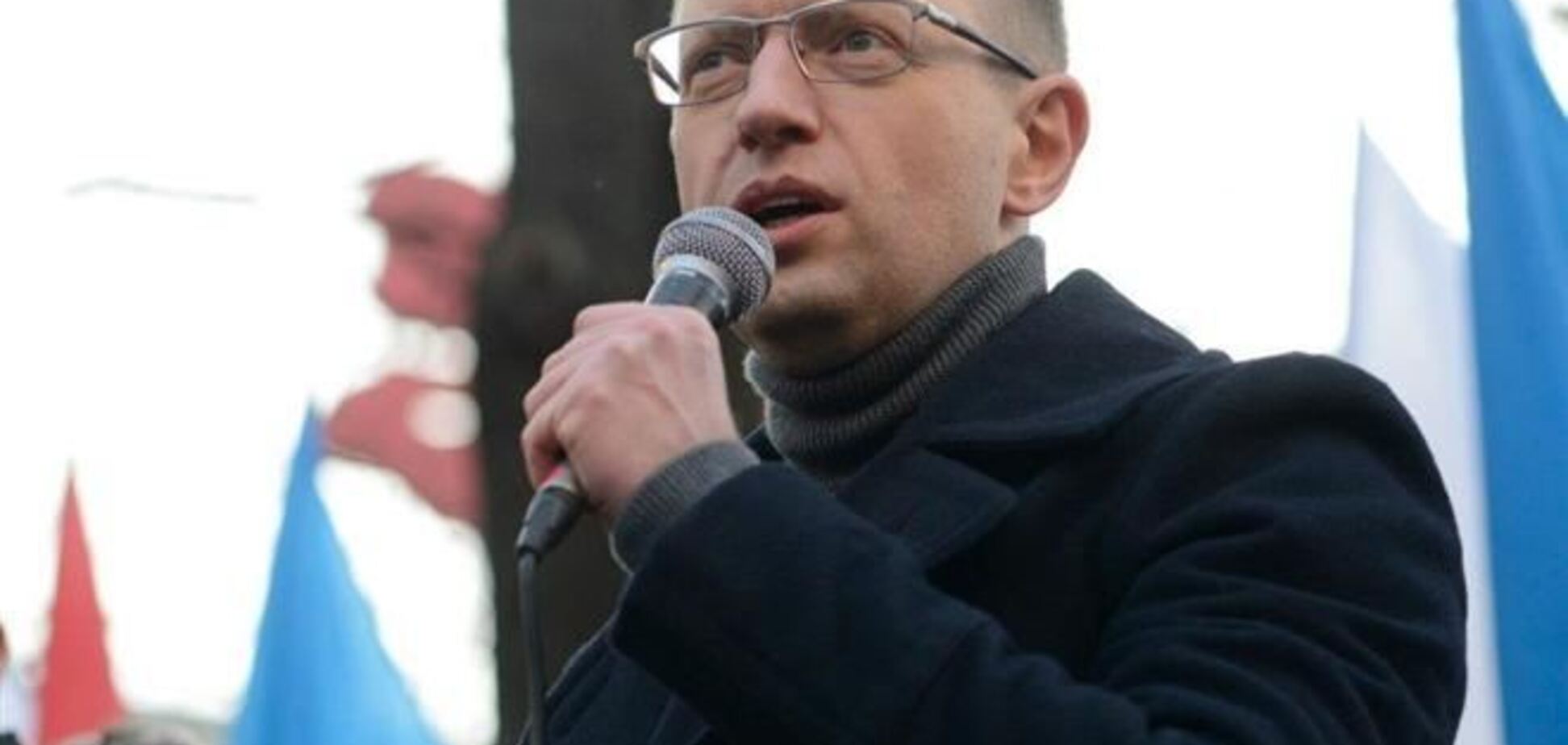 Яценюк прогнозирует новую Конституцию в сентябре