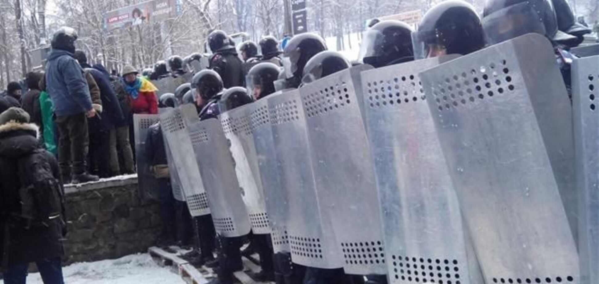 Жены 'беркутовцев': мы мечтаем о том, чтобы мужья вернулись домой живыми