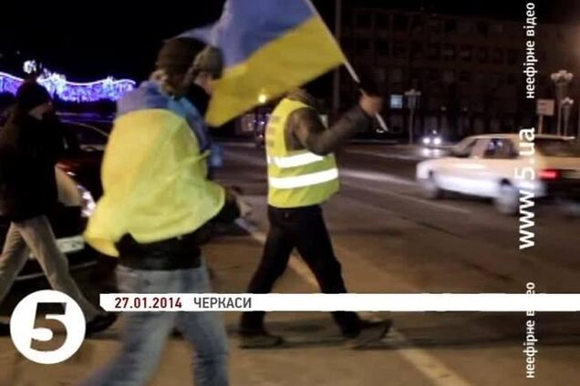 Участников штурма Черкасской ОГА и Хаджинова арестовали на 2 месяца