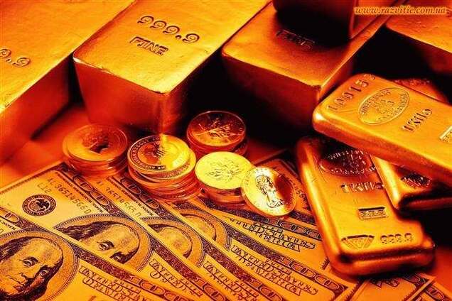 Потребность Украины в золотовалютных резервах постепенно снижается – эксперт