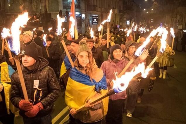 Регіонал: після факельних ходів в 1930-х роках пізніше горіла вся Європа