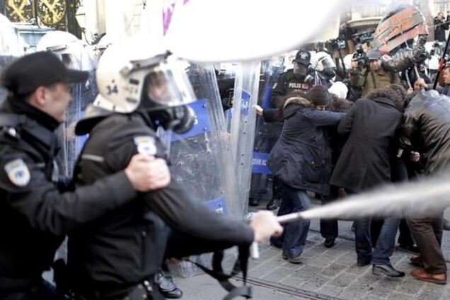 Нардеп КПУ уличил оппозицию в двойных стандартах