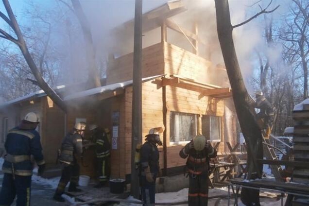 В Киеве от огня спасали церковные ценности