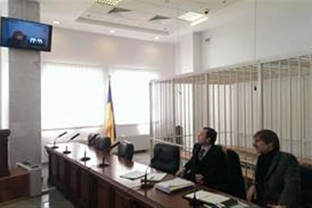 'В'язнів Грушевського' відпускають під домашній арешт: вийшли ще двоє