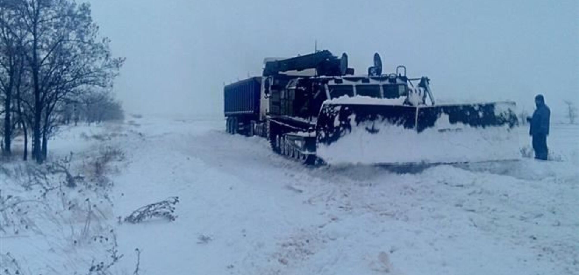 Рятувальники витягли зі снігу майже 1500 автомобілів