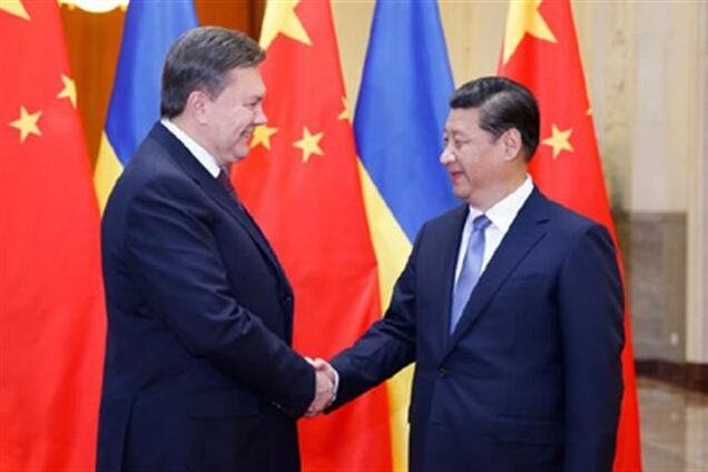 Янукович поздравил Председателя КНР с Праздником Весны