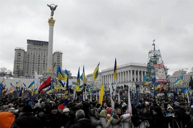 Оппозиция созывает очередное вече в воскресенье