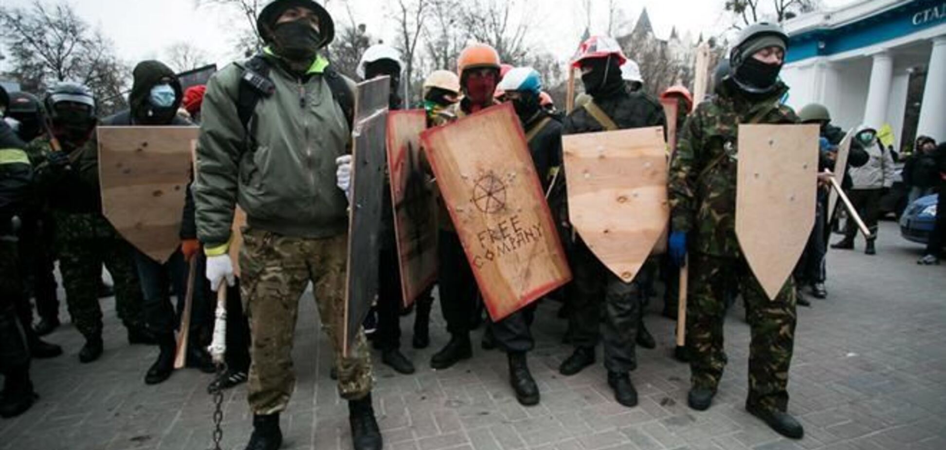 'Правый сектор': мы пойдем в наступление, если не освободят протестующих