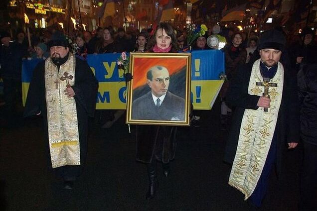 Факельное шествие с бандеровцами