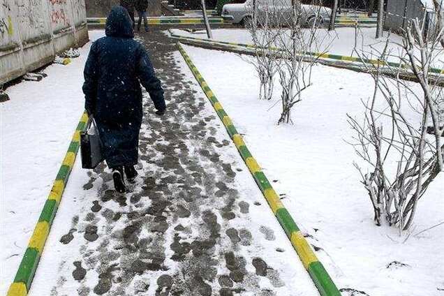Україну накриє мокрим снігом