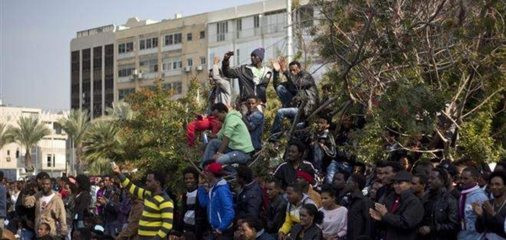 Мигранты из Африки провели демонстрацию в Тель-Авиве