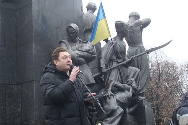 У Харкові евромайдановци читали поезію і влаштували ходу від Шевченка до Пушкіна