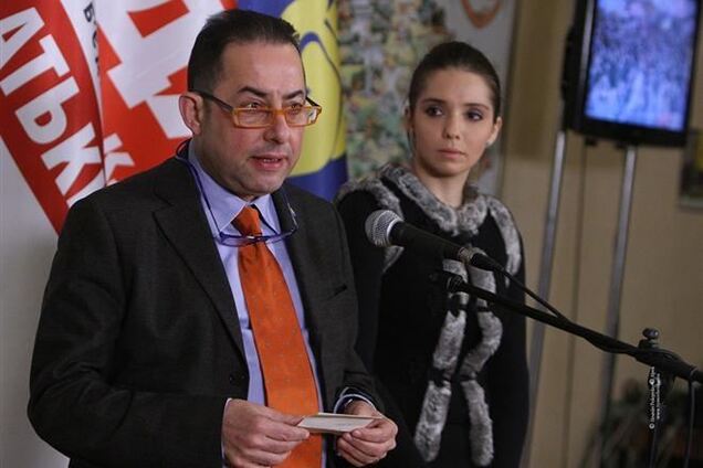 Віце-голова Європарламенту вимагає ввести санкції проти влади України