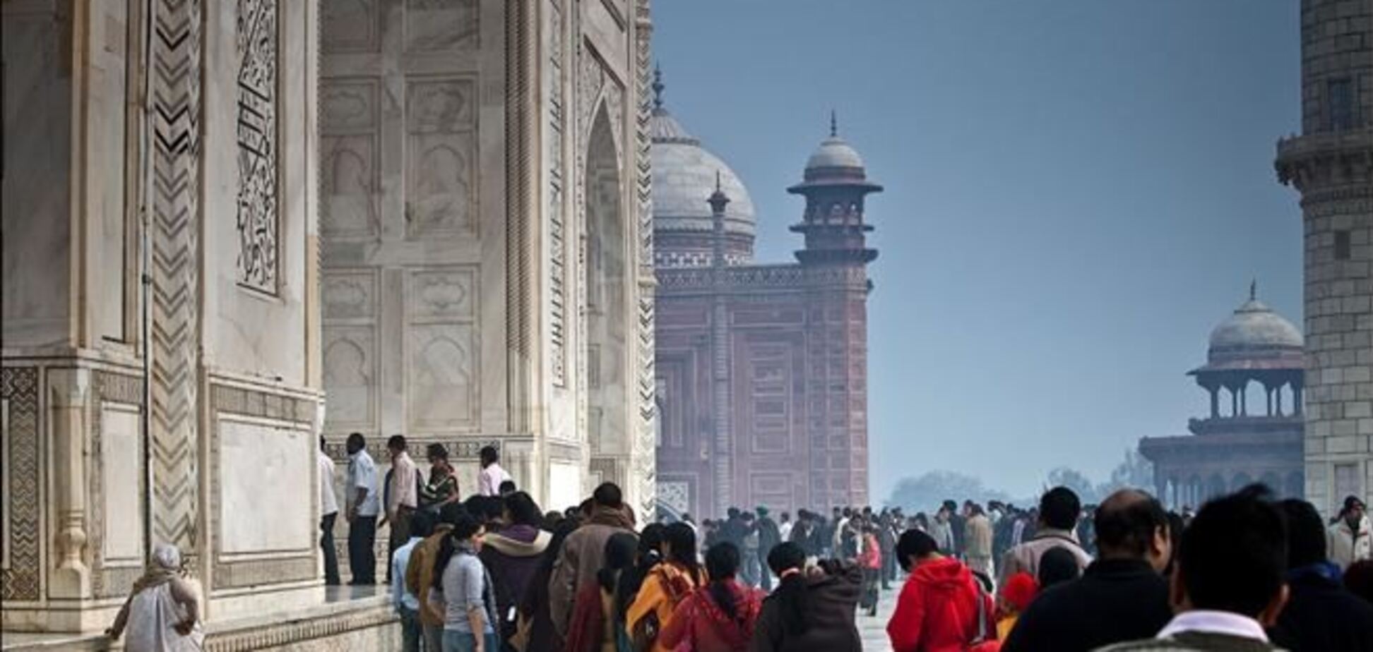 В давке в китайской мечети погибли 14 человек