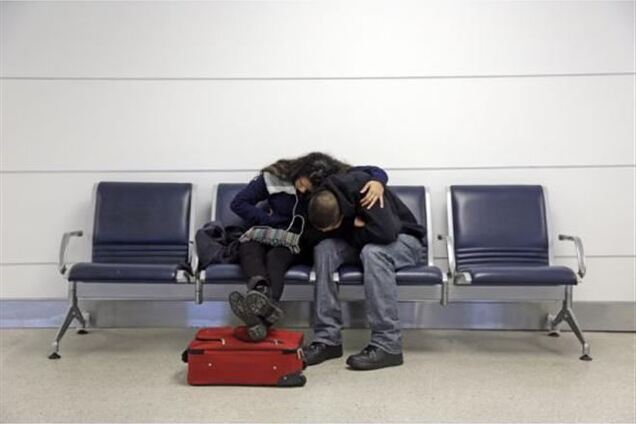 Більш 2400 авіарейсів скасували в США через аномальні морози