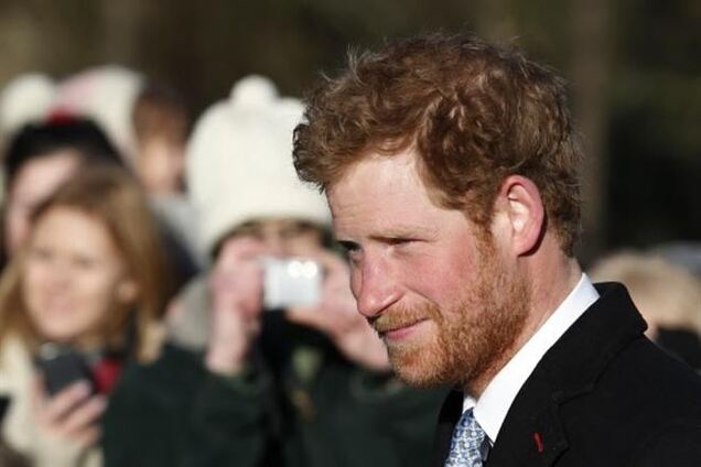 Єлизавета ІІ попросила принца Гаррі збрити бороду