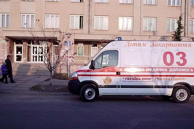 На Закарпатье семилетний мальчик умер от алкогольного отравления