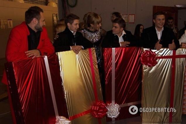 Оксана Марченко подарила финалистам 'X-Фактора' по телевизору