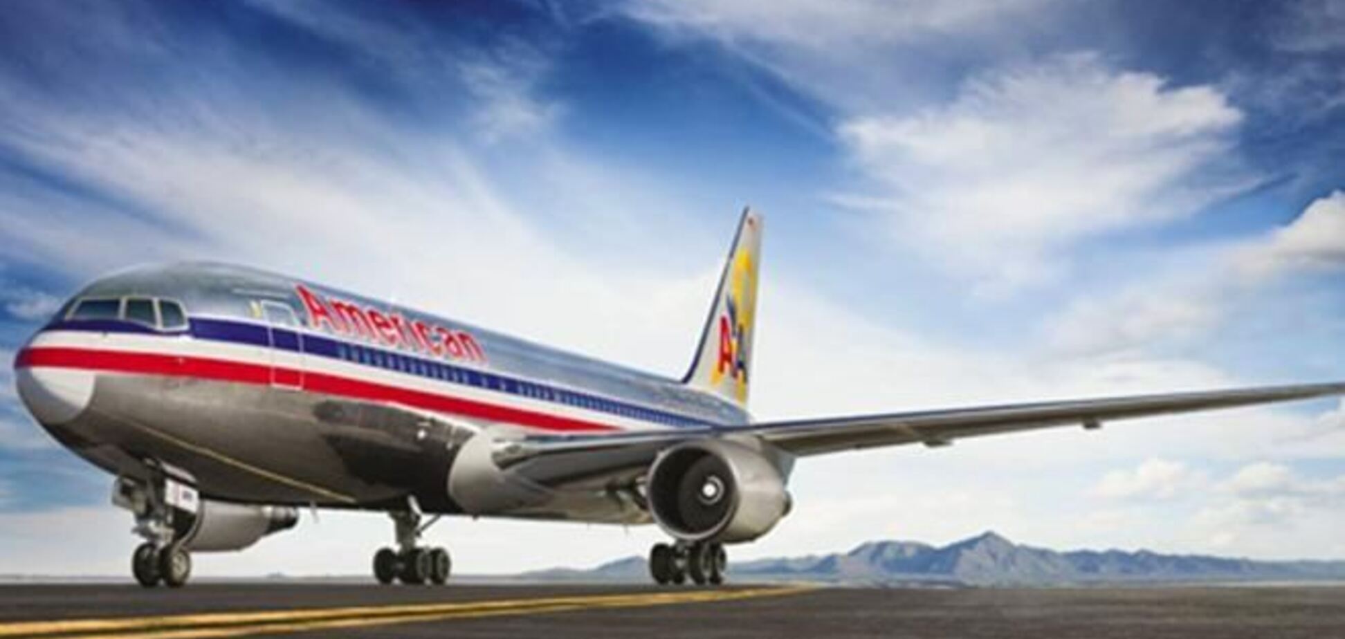 У США лайнер екстрено сів через підозрілу 'флешки'