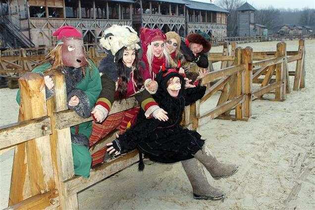 На старий Новий рік у парку 'Київська Русь' будуть два Діда Мороза