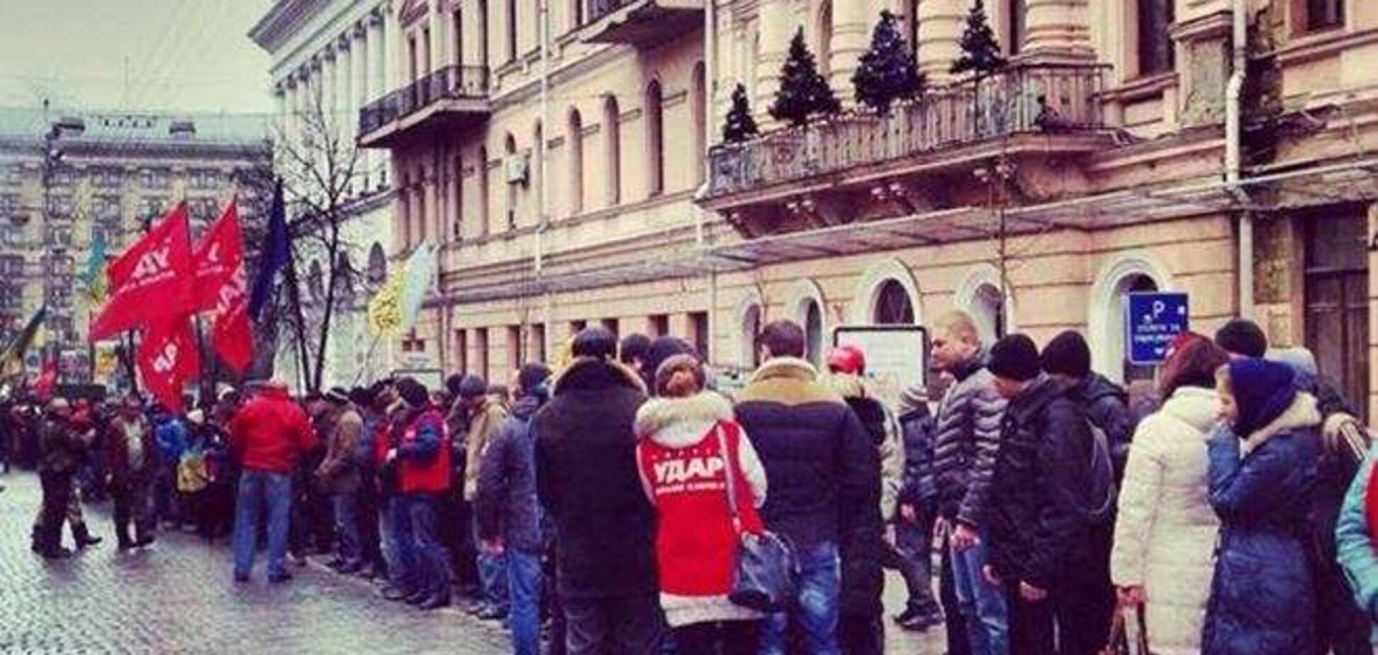 Оппозиция не сообщает заранее, где пройдут акции - милиция