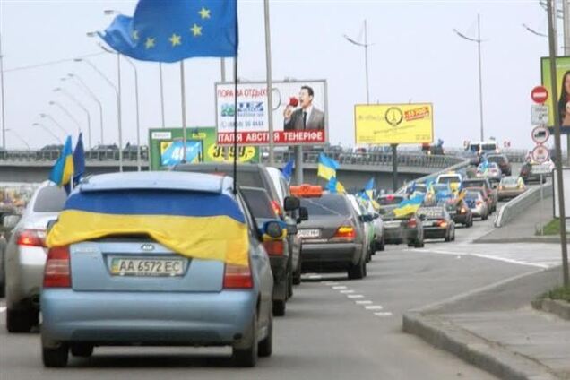 Ударовцы ищут юристов для поддержки Автомайдана