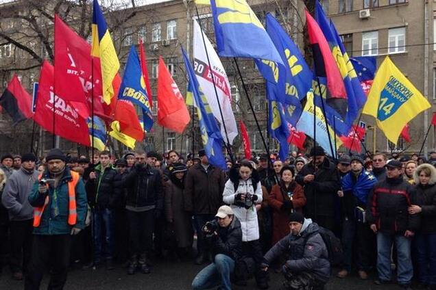 Евромайдан требовал отставки Захарченко под МВД