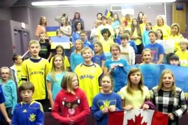 У Канаді зібрали два дитячих Евромайдана