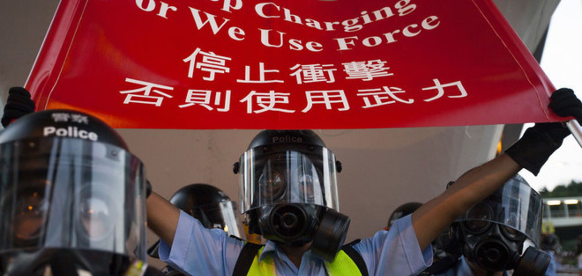 Российские СМИ изображают протесты в Гонконге и Киеве как заговор США