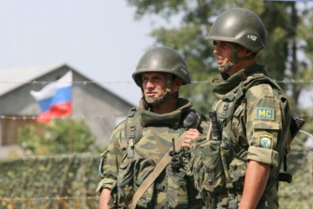 Боевики перебрасывают российских десантников и танки ближе к позициям АТО