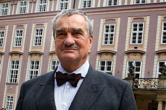 Экс-глава МИД Чехии: Путин проглотит Украину частями, если Запад не вооружит ее