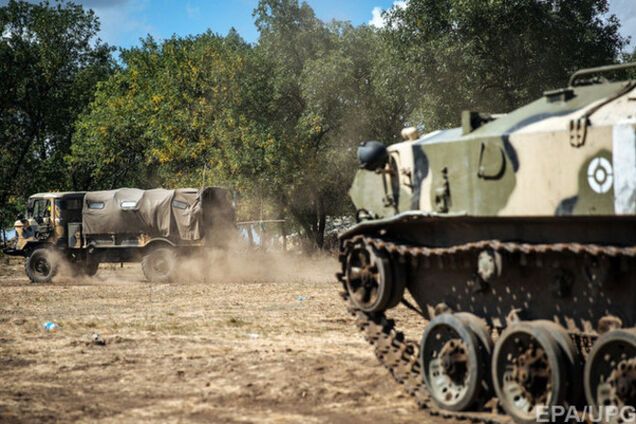 Террористы на танках готовятся штурмовать Дебальцево - СМИ