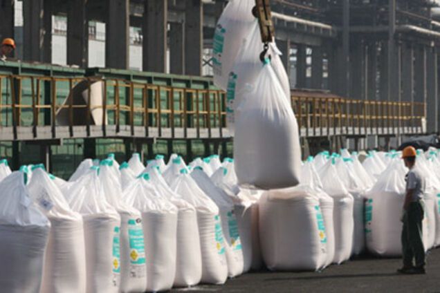 Кабмін завдав 'газовий' удар по монополії Фірташа