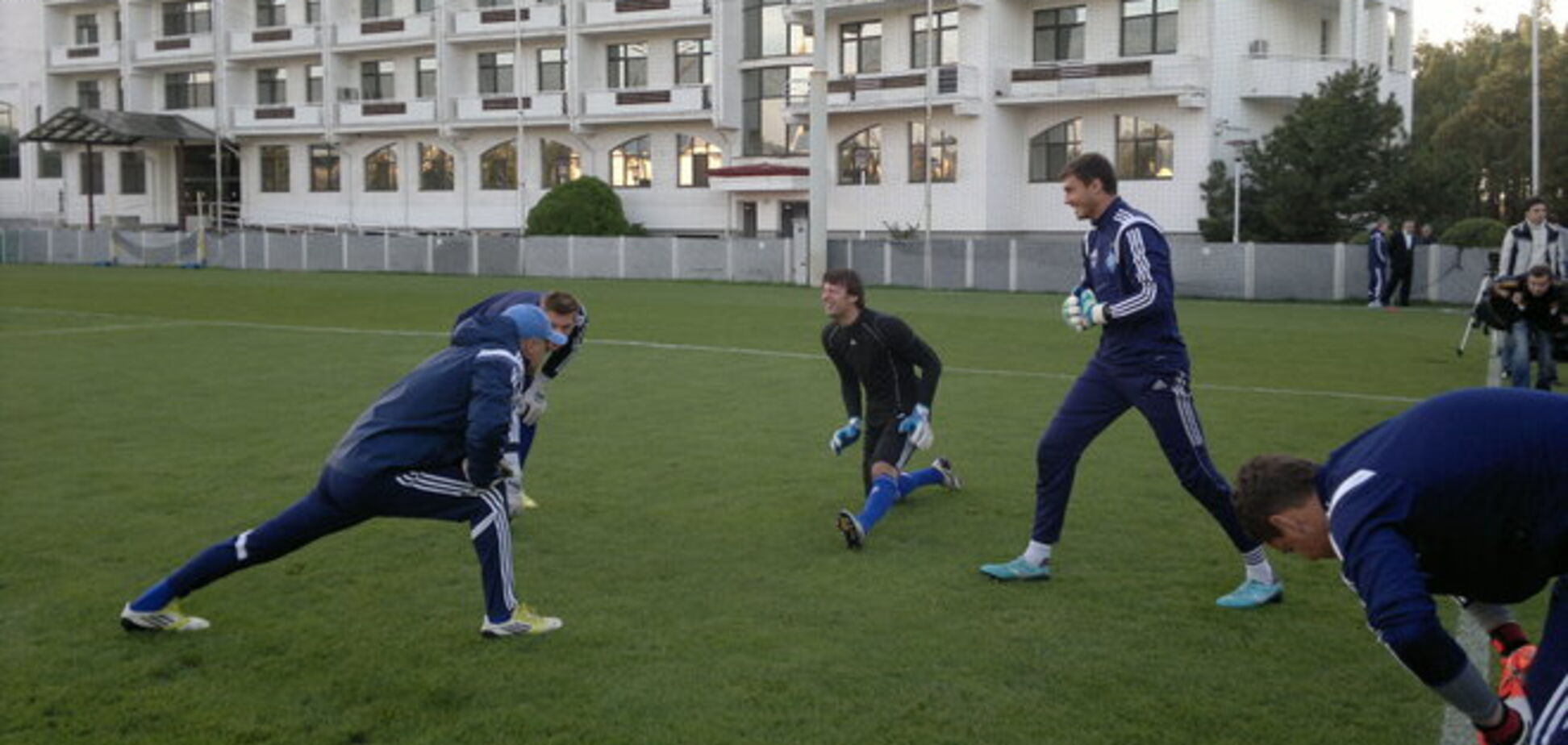 'Динамо' не собирается мстить 'Стяуа': видео тренировки
