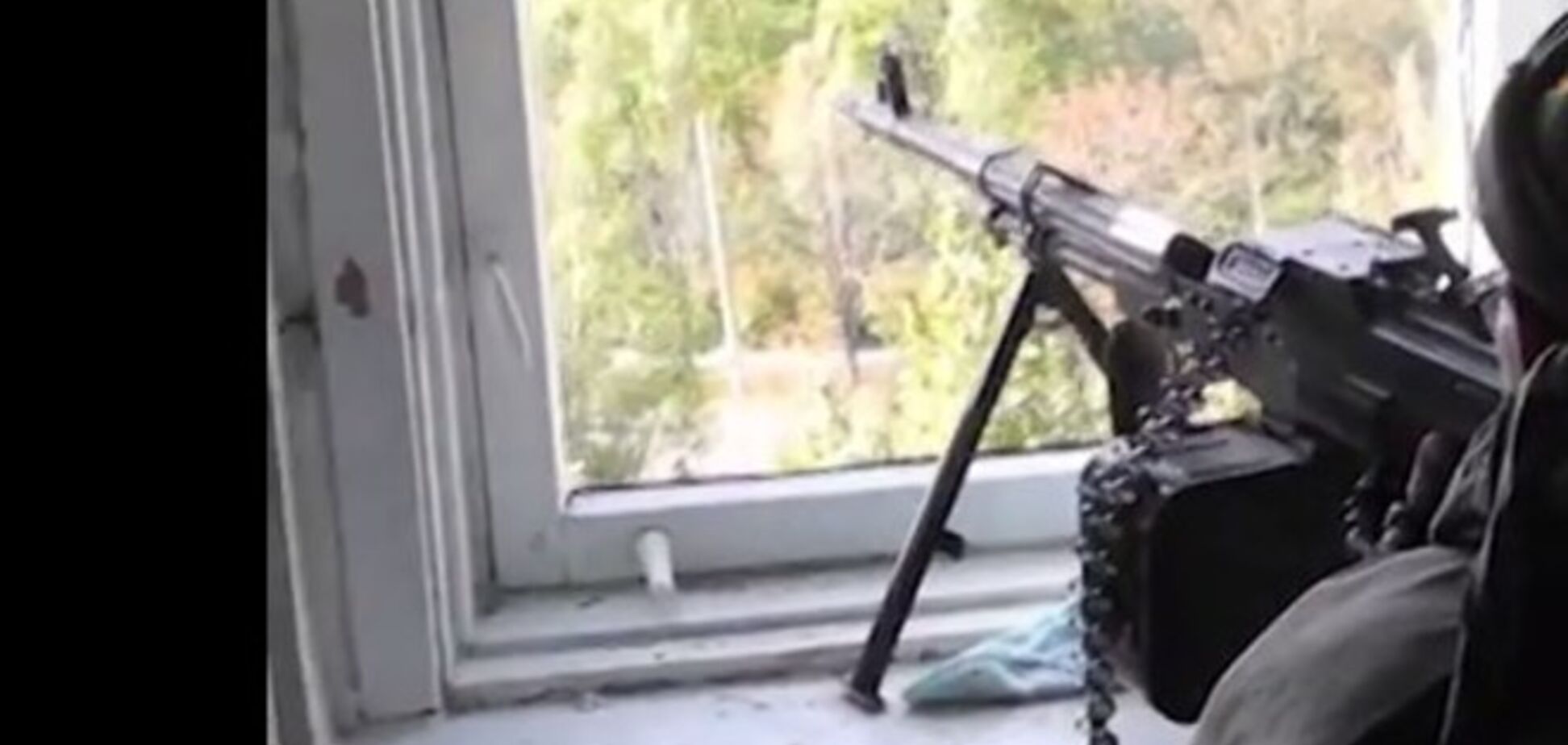 Боевики и оккупанты массово снимают на видео обстрел донецкого аэропорта