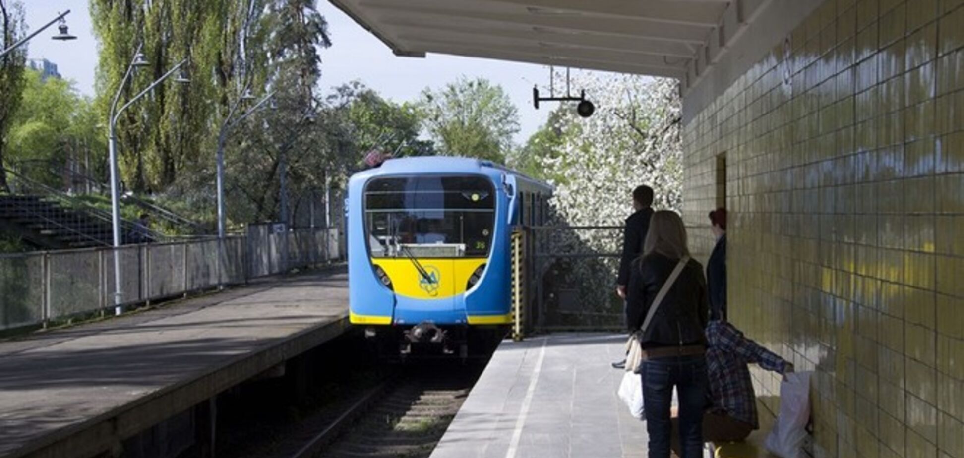 Загиблий у київському метро хлопець був з багатодітної сім'ї